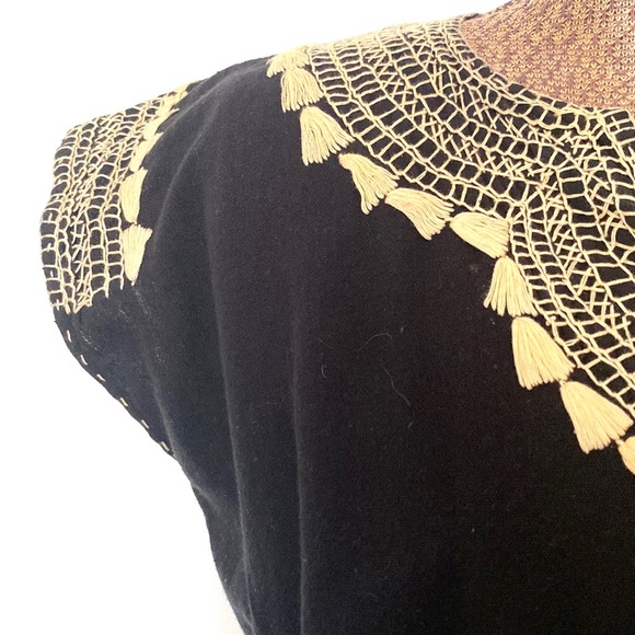 VTG 1970s Top Black Crepe Hand Embroidery Indian or Mexican Boho Vintage - Picture 3 of 8